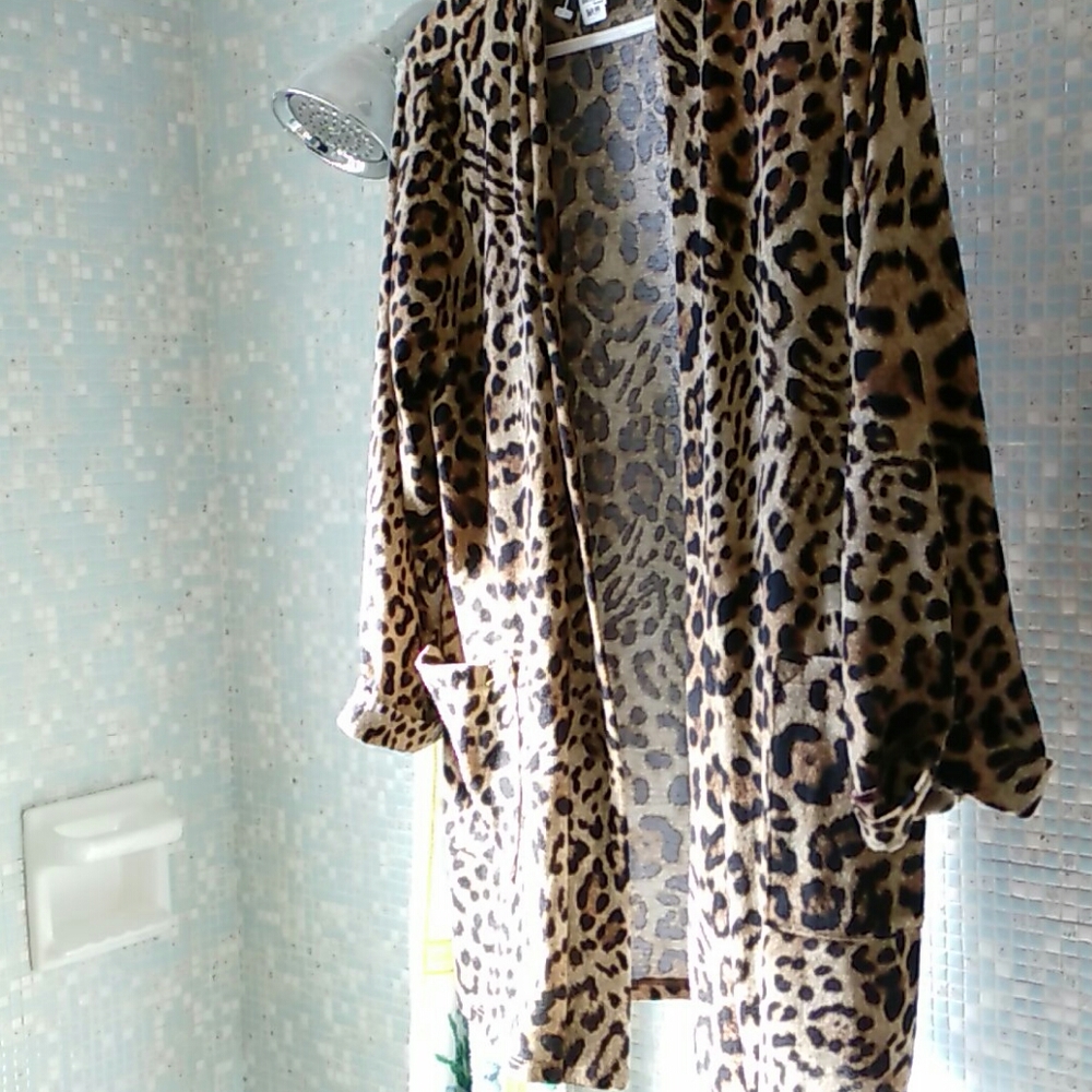 NWT Open Sweater with animal print